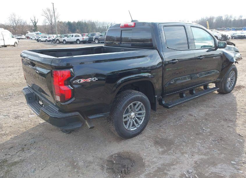 Photo 4 of 2024 Chevrolet Colorado 4WD LT (VIN 1GCPTCEK6R1245507)