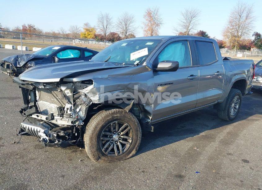 Photo 2 of 2023 Chevrolet Colorado 4WD SHORT BOX LT (VIN 1GCPTCEK9P1178415)