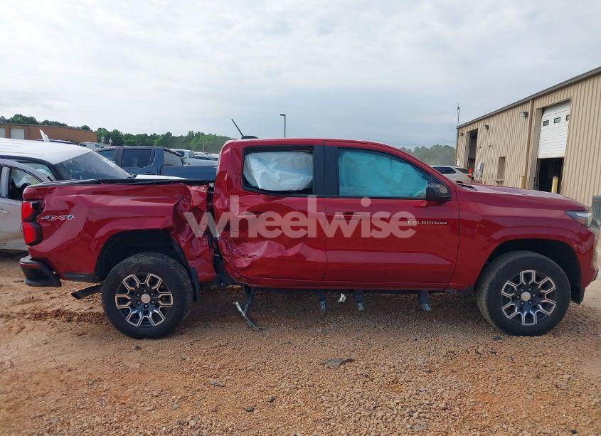 Photo 13 of 2024 Chevrolet Colorado 4WD LT (VIN 1GCPTCEK9R1130349)