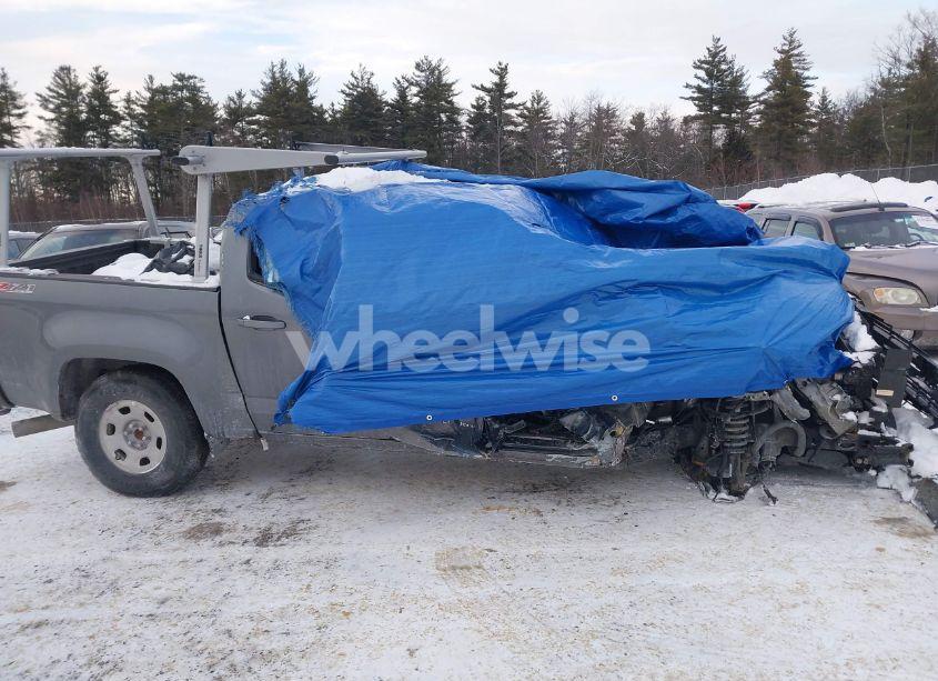 Photo 13 of 2019 Chevrolet Colorado Z71 (VIN 1GCPTDE15K1320605)