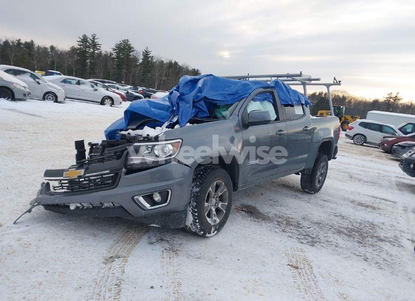 Photo 2 of 2019 Chevrolet Colorado Z71 (VIN 1GCPTDE15K1320605)
