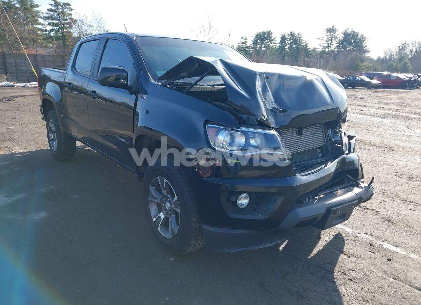 2020 Chevrolet Colorado 4WD SHORT BOX Z71 (VIN 1GCPTDE15L1215824) main photo