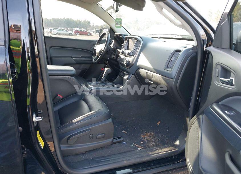 Photo 5 of 2020 Chevrolet Colorado 4WD SHORT BOX Z71 (VIN 1GCPTDE15L1215824)