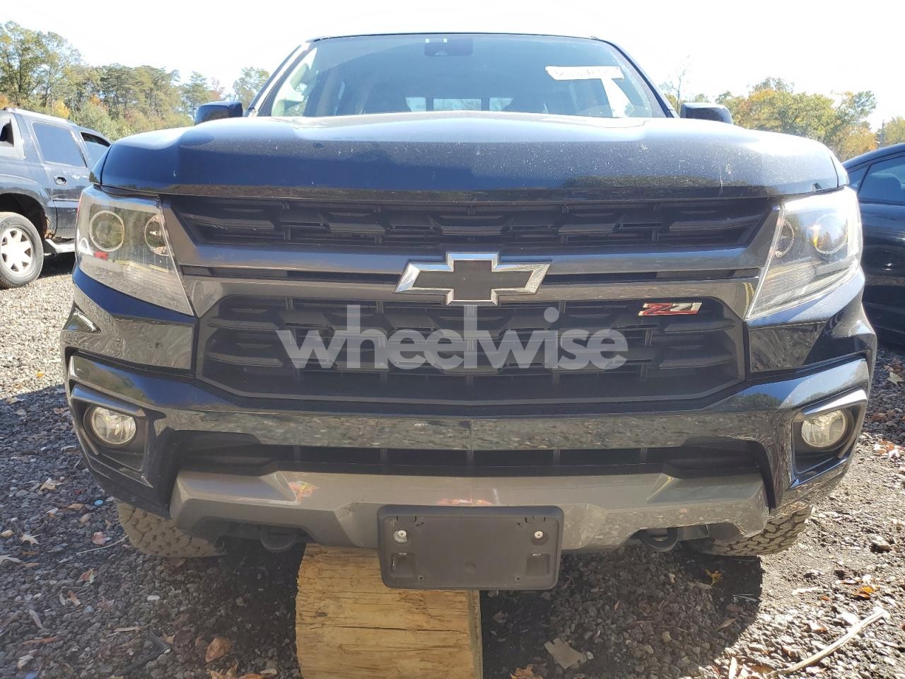 Photo 5 of 2021 CHEVROLET COLORADO Z71 (VIN 1GCPTDE16M1145414)