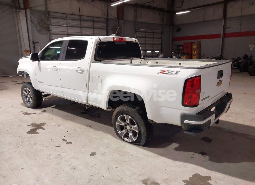 Photo 3 of 2019 Chevrolet Colorado Z71 (VIN 1GCPTDE18K1173874)