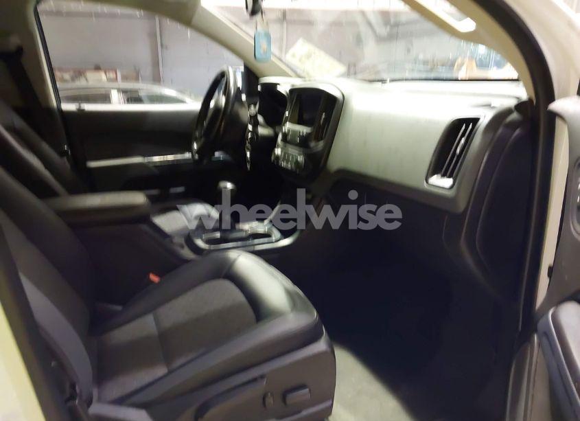 Photo 5 of 2019 Chevrolet Colorado Z71 (VIN 1GCPTDE18K1173874)