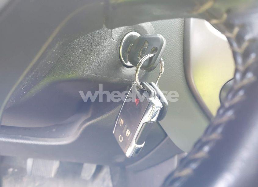 Photo 11 of 2016 Chevrolet Colorado Z71 (VIN 1GCPTDE19G1381639)