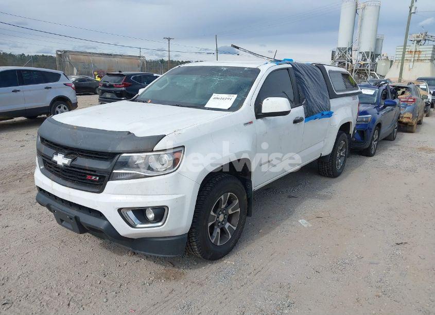 Photo 2 of 2016 Chevrolet Colorado Z71 (VIN 1GCPTDE19G1381639)