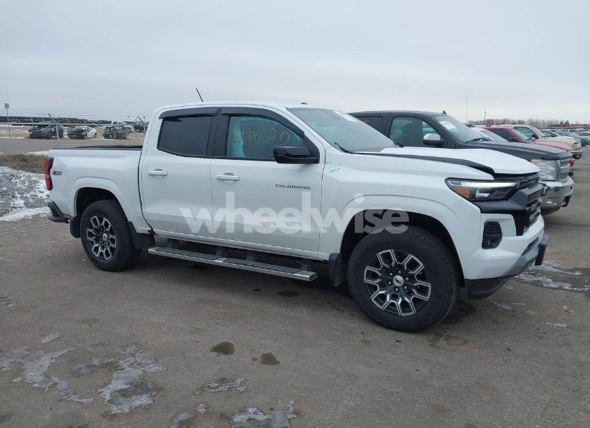 Photo 13 of 2024 Chevrolet Colorado 4WD Z71 (VIN 1GCPTDEK1R1113664)