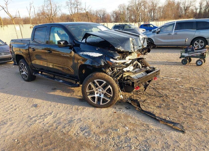 2024 Chevrolet Colorado 4WD Z71 (VIN 1GCPTDEK1R1177803) main photo