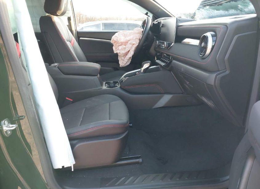 Photo 5 of 2024 Chevrolet Colorado 4WD Z71 (VIN 1GCPTDEK1R1177803)