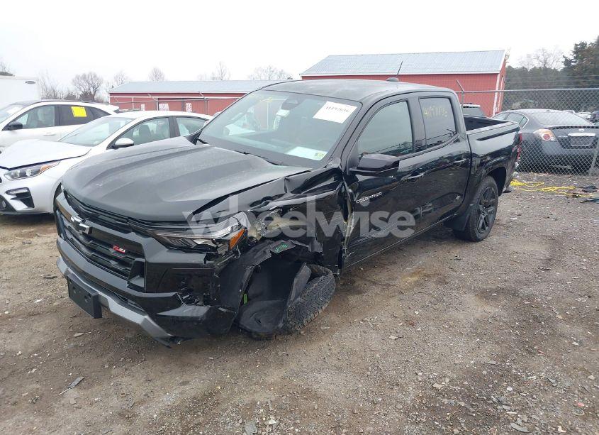 Photo 2 of 2024 Chevrolet Colorado 4WD Z71 (VIN 1GCPTDEK1R1300919)