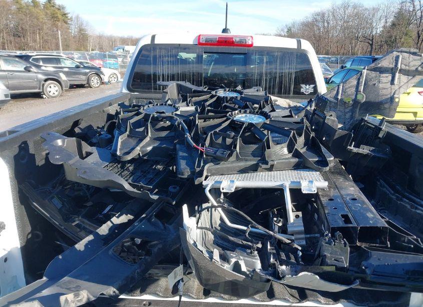 Photo 12 of 2024 Chevrolet Colorado 4WD Z71 (VIN 1GCPTDEK2R1111180)