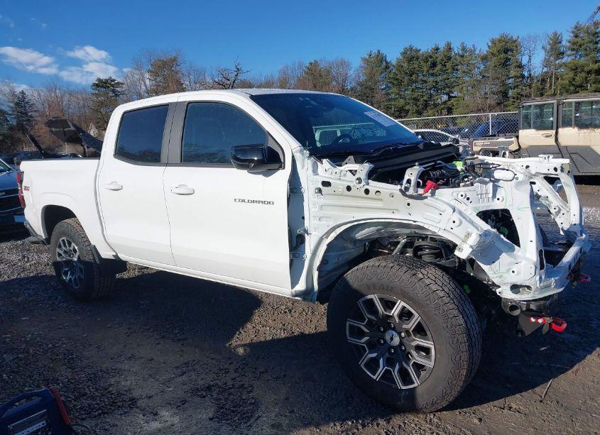 Photo 14 of 2024 Chevrolet Colorado 4WD Z71 (VIN 1GCPTDEK2R1111180)