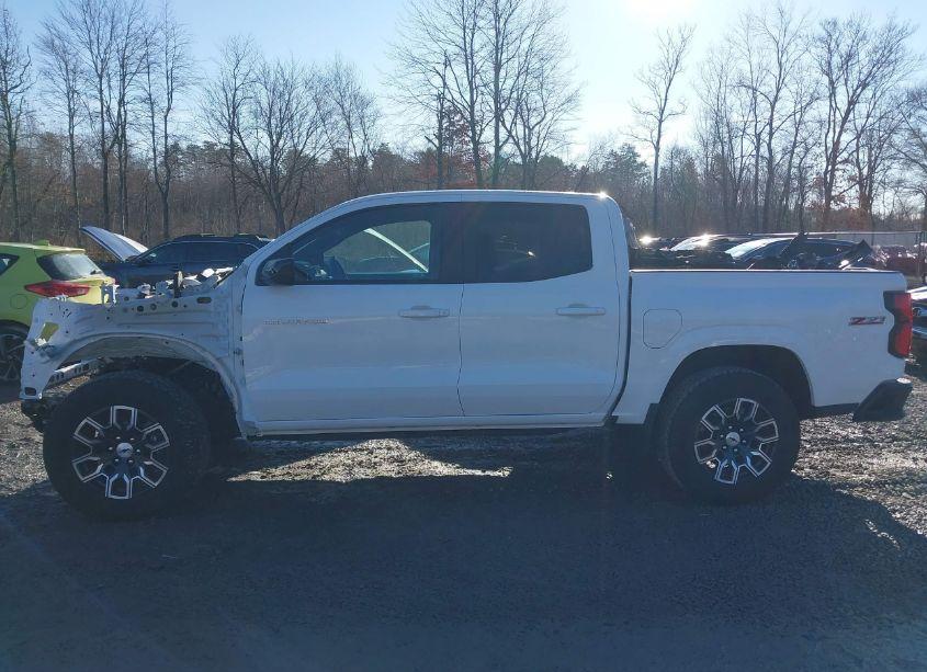 Photo 15 of 2024 Chevrolet Colorado 4WD Z71 (VIN 1GCPTDEK2R1111180)