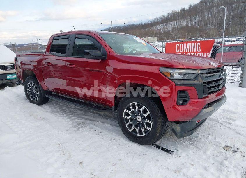 2024 Chevrolet Colorado 4WD Z71 (VIN 1GCPTDEK4R1127526) main photo