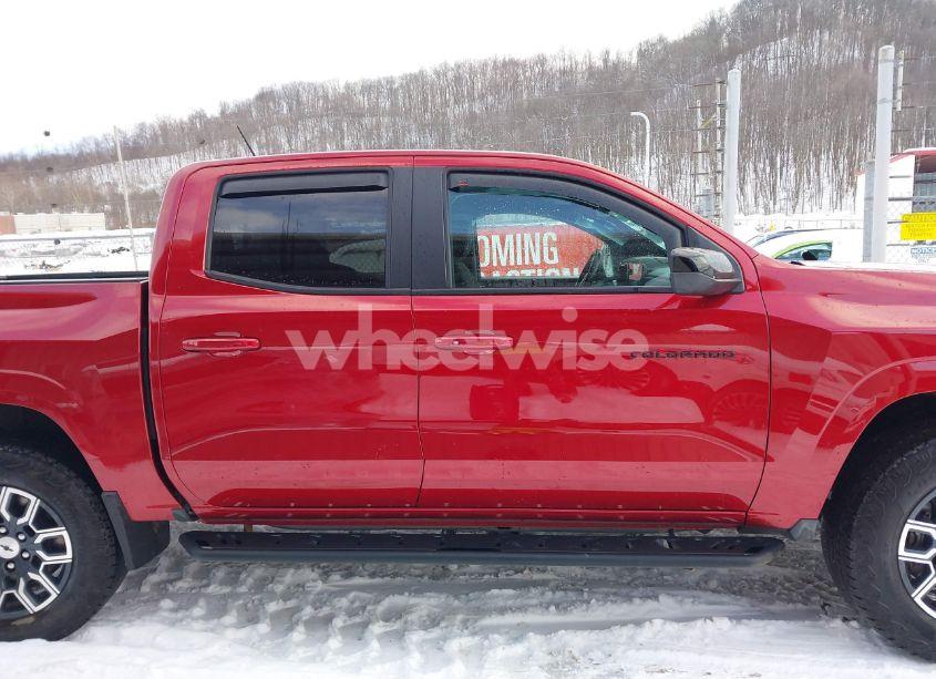 Photo 13 of 2024 Chevrolet Colorado 4WD Z71 (VIN 1GCPTDEK4R1127526)