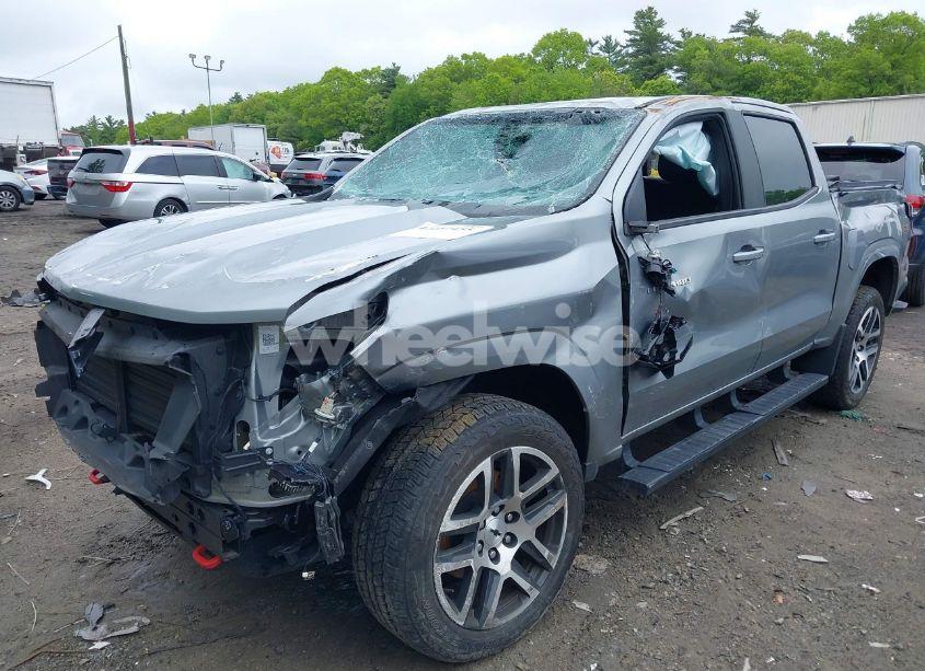 Photo 2 of 2023 Chevrolet Colorado 4WD SHORT BOX Z71 (VIN 1GCPTDEK5P1245985)