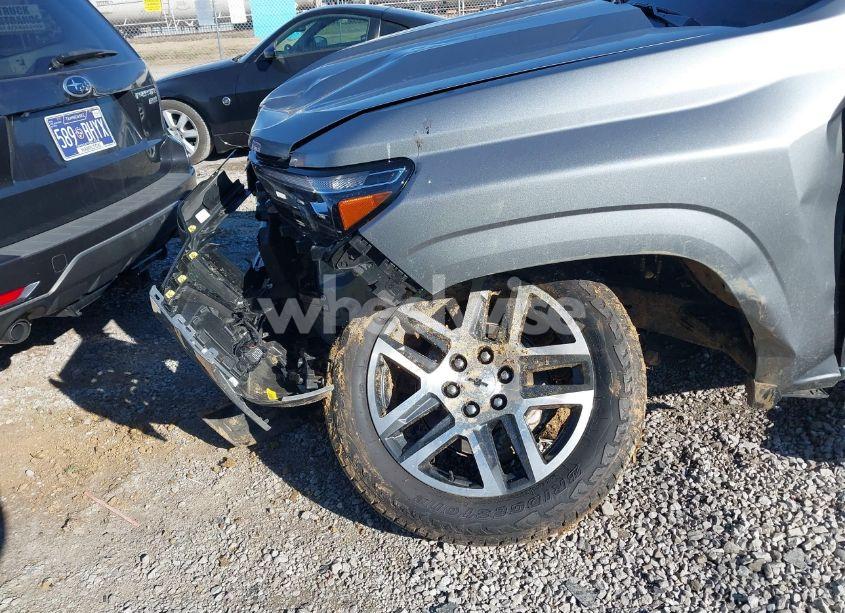 Photo 6 of 2024 Chevrolet Colorado Z71 (VIN 1GCPTDEK5R1109553)