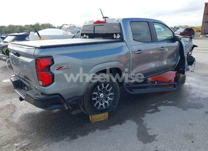 Photo 4 of 2023 Chevrolet Colorado 4WD SHORT BOX Z71 (VIN 1GCPTDEK6P1137701)