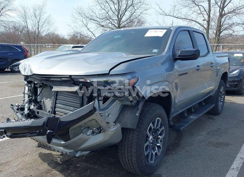 Photo 2 of 2024 Chevrolet Colorado 4WD Z71 (VIN 1GCPTDEKXR1263210)