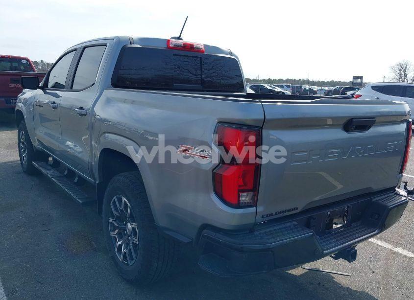 Photo 3 of 2024 Chevrolet Colorado 4WD Z71 (VIN 1GCPTDEKXR1263210)