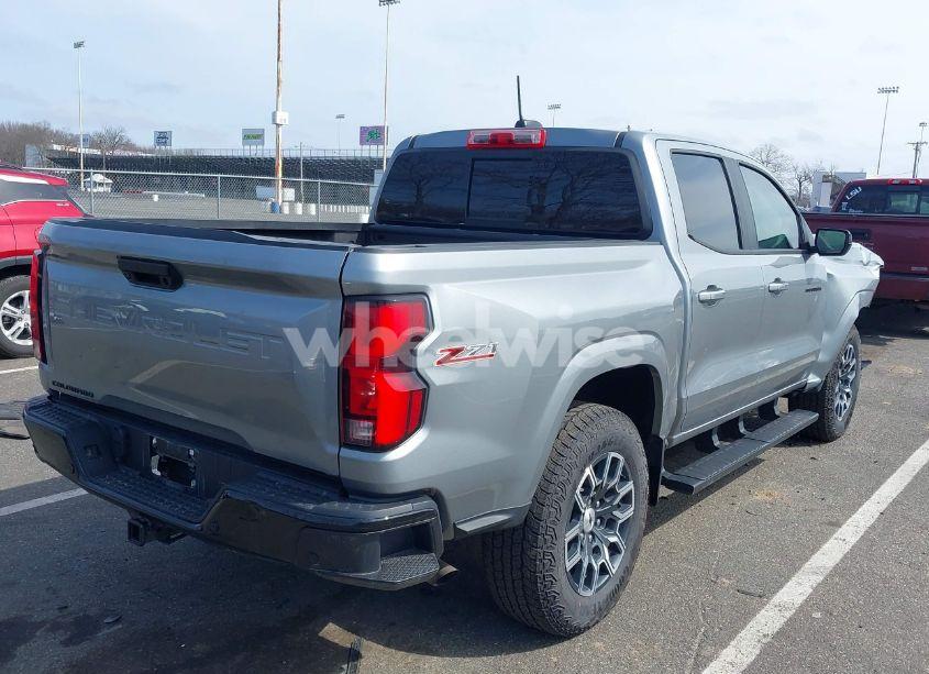 Photo 4 of 2024 Chevrolet Colorado 4WD Z71 (VIN 1GCPTDEKXR1263210)