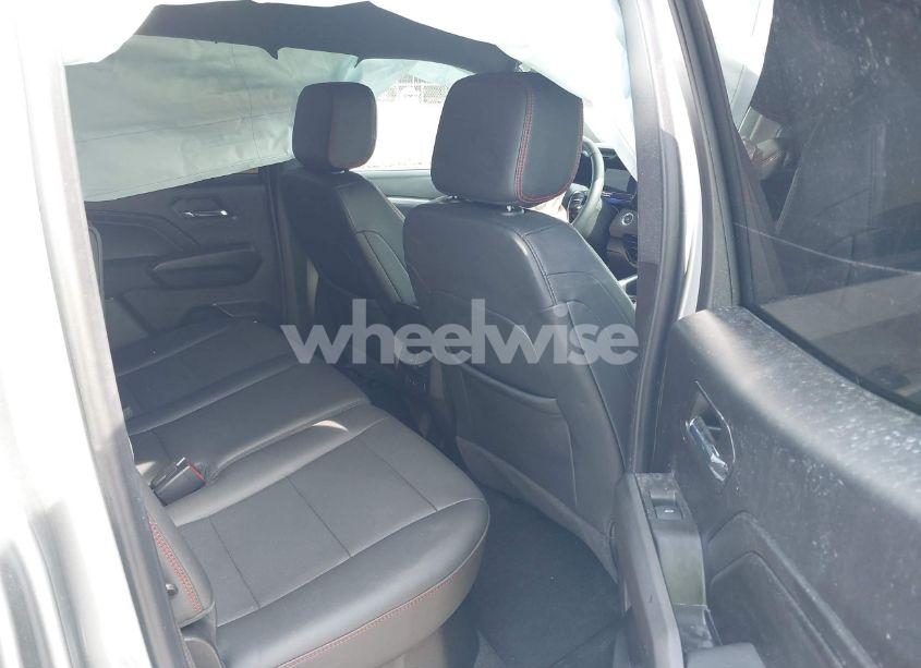 Photo 8 of 2024 Chevrolet Colorado 4WD Z71 (VIN 1GCPTDEKXR1263210)