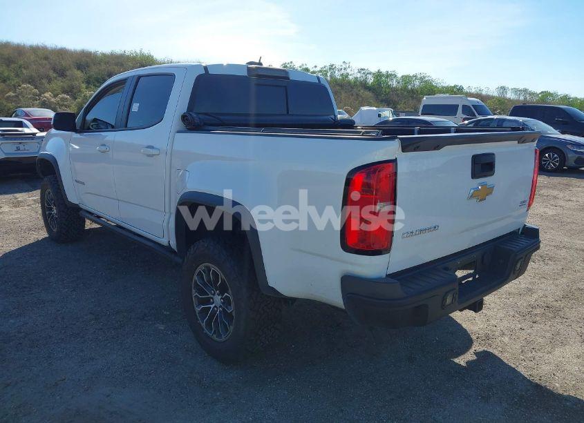 Photo 3 of 2018 Chevrolet Colorado ZR2 (VIN 1GCPTEE14J1104250)