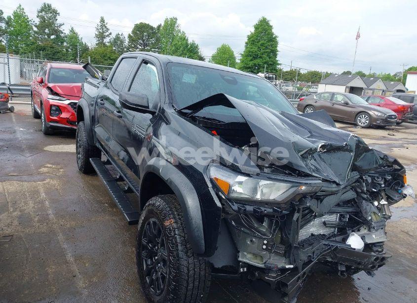 2024 Chevrolet Colorado 4WD TRAIL BOSS (VIN 1GCPTEEK1R1247113) main photo