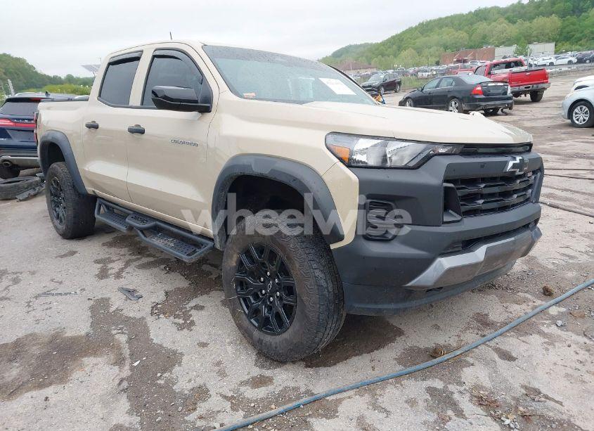 2024 Chevrolet Colorado 4WD TRAIL BOSS (VIN 1GCPTEEK2R1155752) main photo