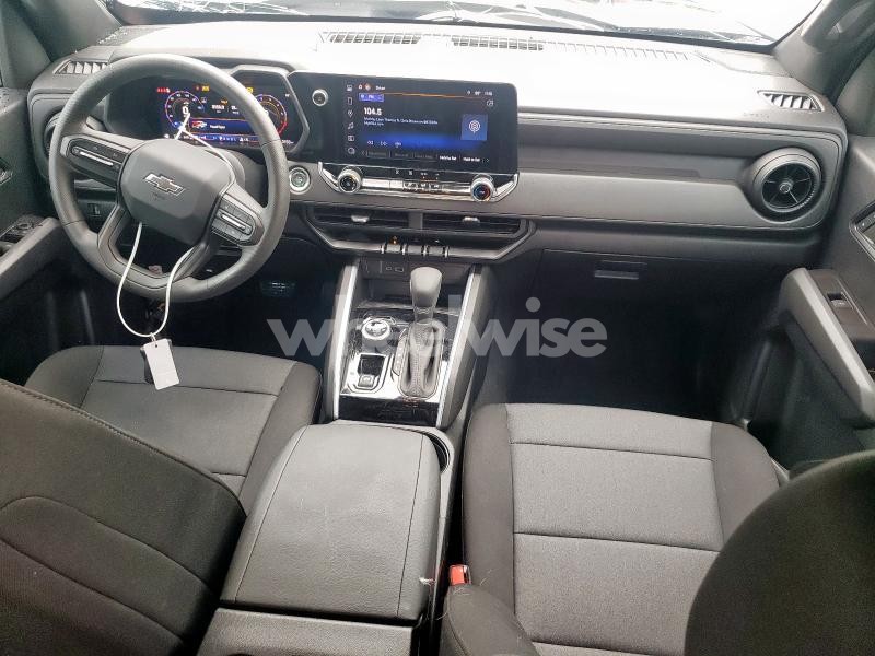 Photo 2 of 2024 CHEVROLET COLORADO TRAIL BOSS (VIN 1GCPTEEK3R1284115)