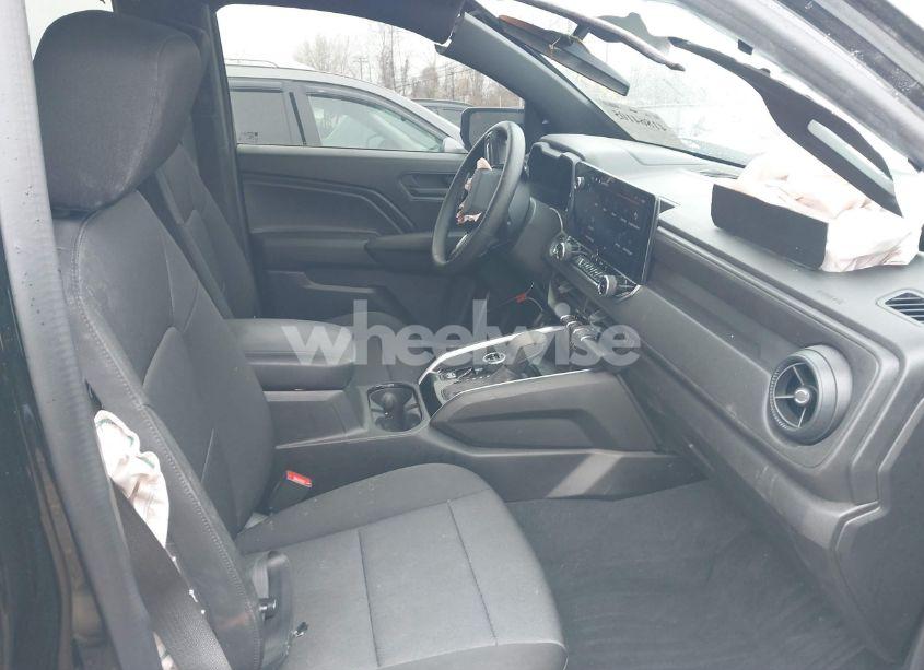 Photo 5 of 2023 Chevrolet Colorado 4WD SHORT BOX TRAIL BOSS (VIN 1GCPTEEK6P1253972)