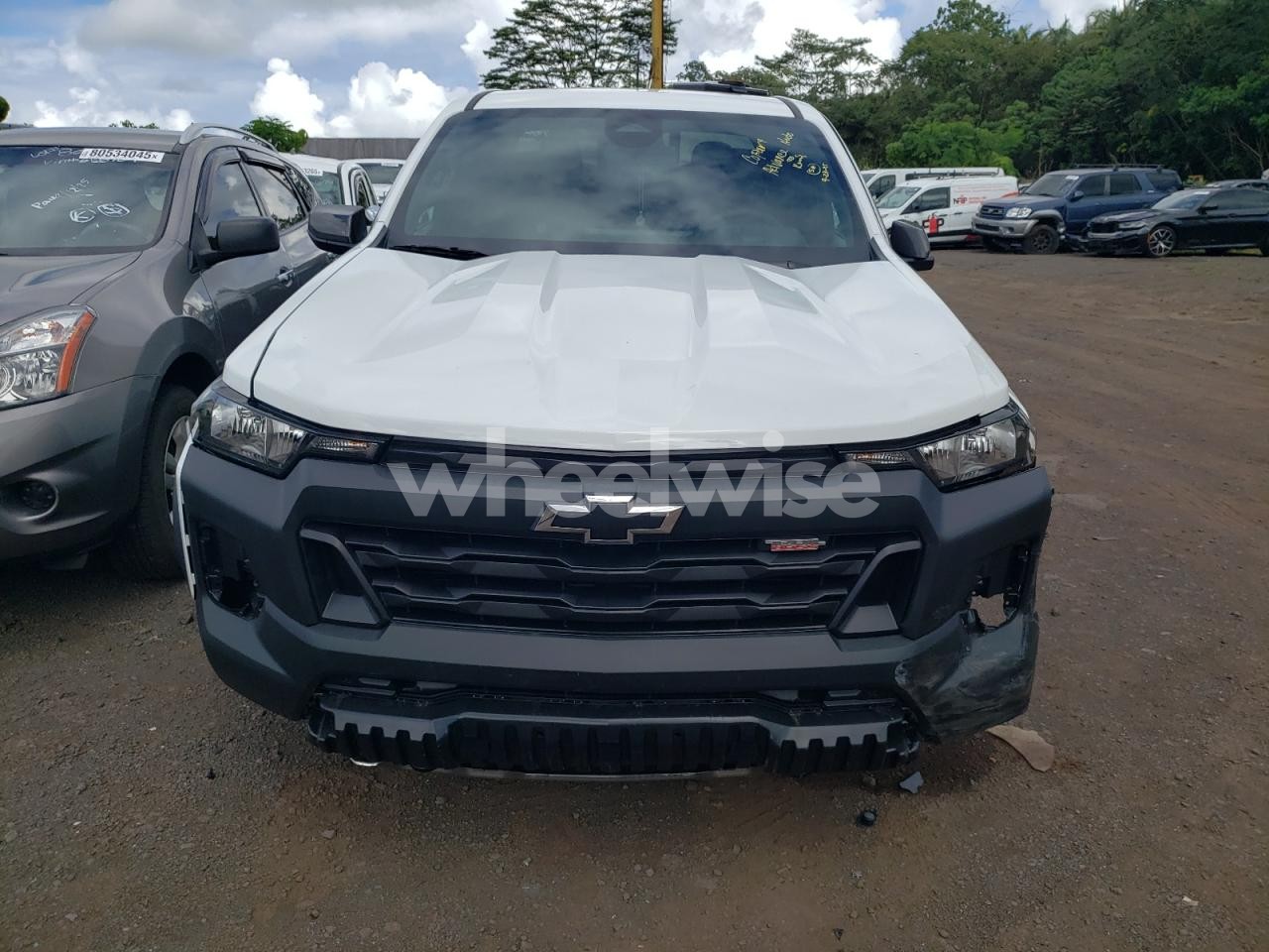 Photo 5 of 2025 CHEVROLET COLORADO TRAIL BOSS (VIN 1GCPTEEK7S1177932)