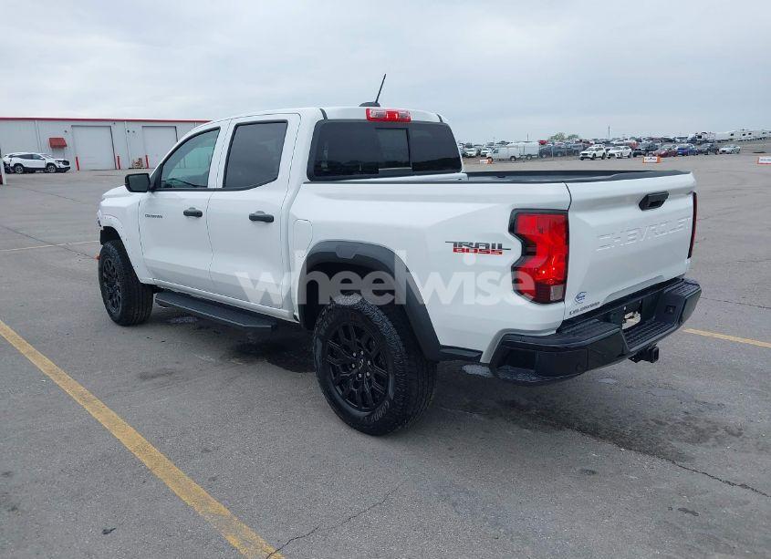 Photo 3 of 2024 Chevrolet Colorado 4WD TRAIL BOSS (VIN 1GCPTEEK8R1242233)