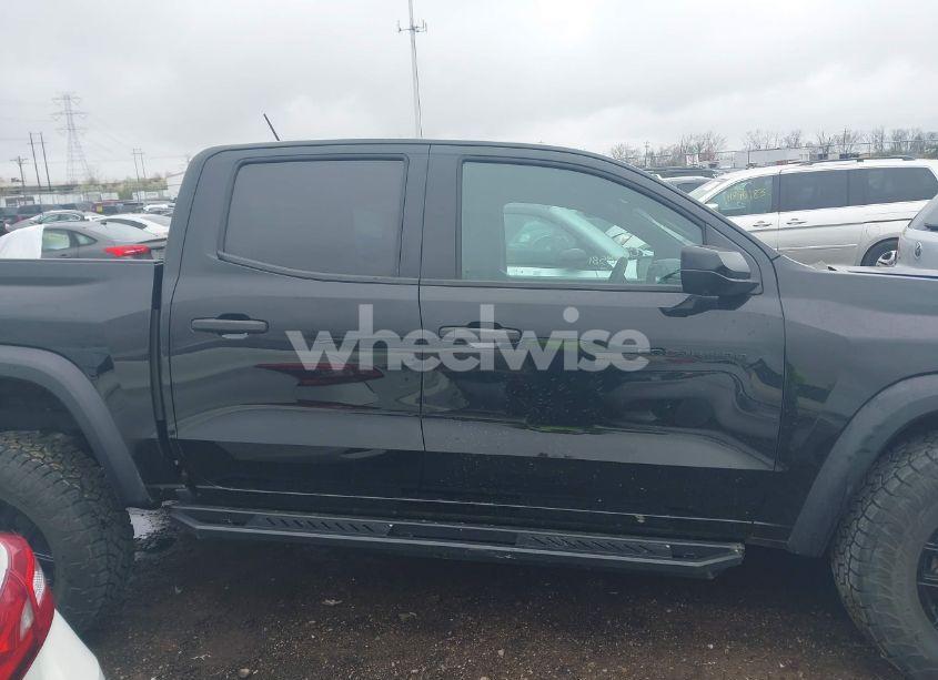 Photo 13 of 2023 Chevrolet Colorado N/A (VIN 1GCPTEEK9P1196702)