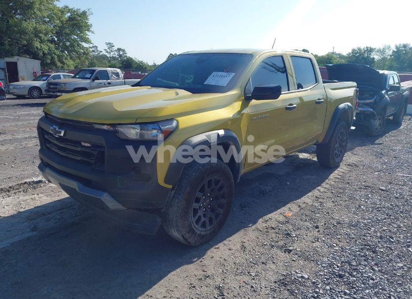 Photo 2 of 2023 Chevrolet Colorado 4WD SHORT BOX TRAIL BOSS (VIN 1GCPTEEK9P1241315)