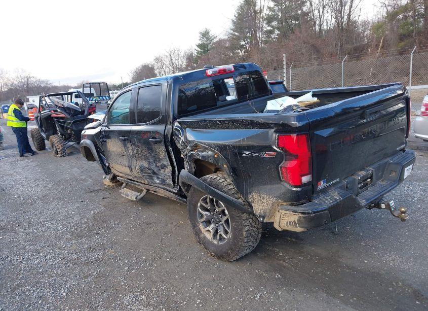Photo 3 of 2023 Chevrolet Colorado 4WD SHORT BOX ZR2 (VIN 1GCPTFEK2P1214642)