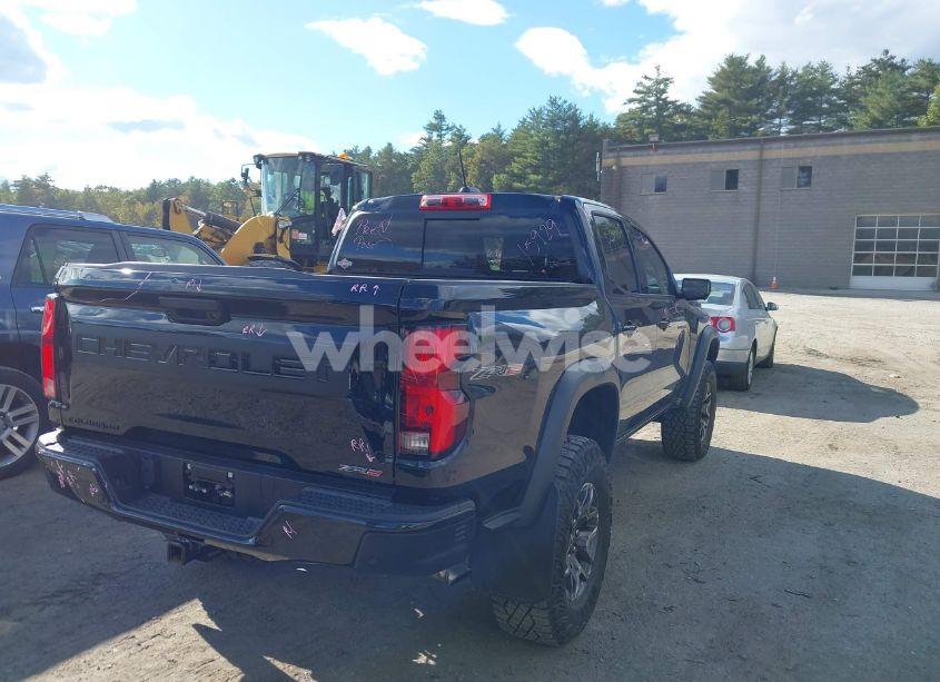 Photo 4 of 2023 Chevrolet Colorado 4WD SHORT BOX ZR2 (VIN 1GCPTFEK5P1207765)