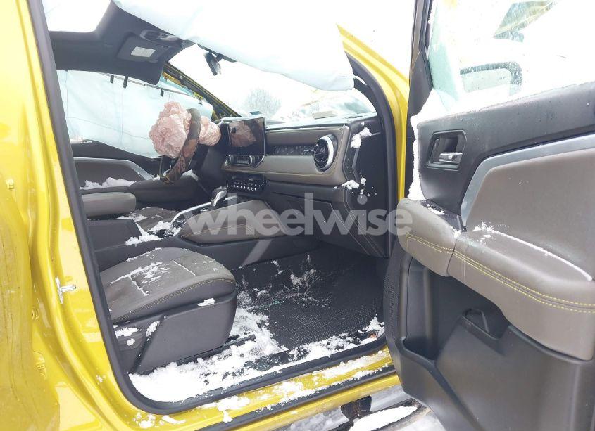 Photo 5 of 2023 Chevrolet Colorado N/A (VIN 1GCPTFEK5P1225358)