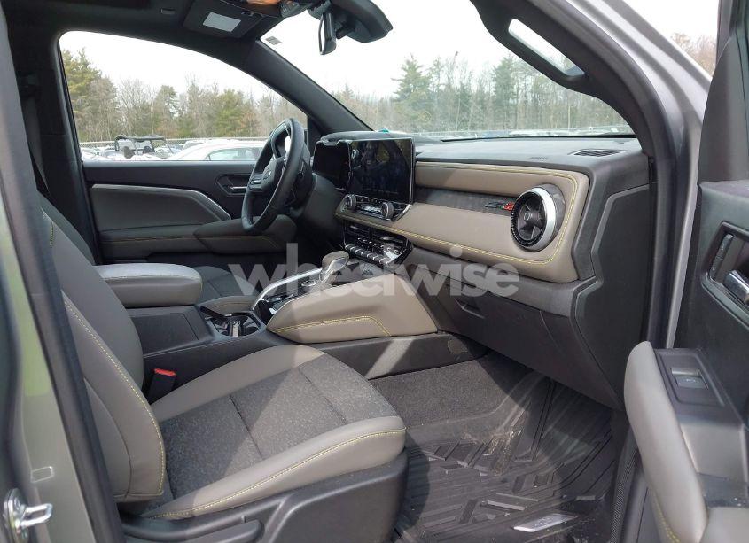 Photo 5 of 2024 Chevrolet Colorado 4WD ZR2 (VIN 1GCPTFEK7R1153937)