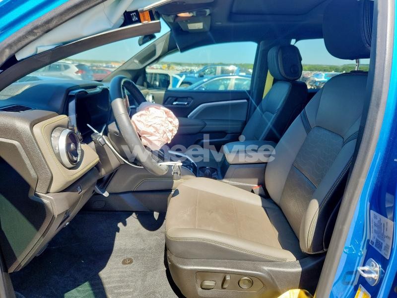 Photo 2 of 2023 CHEVROLET COLORADO ZR2 (VIN 1GCPTFEKXP1226893)