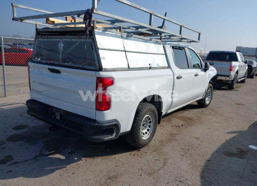 Photo 4 of 2021 Chevrolet Silverado 1500 2WD SHORT BED WT (VIN 1GCPWAEF3MZ246915)
