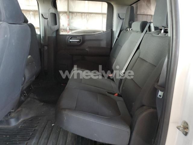 Photo 10 of 2021 CHEVROLET SILVERADO C1500 (VIN 1GCPWAEH1MZ373132)