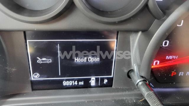 Photo 3 of 2019 CHEVROLET SILVERADO C1500 CUSTOM (VIN 1GCPWBEF2KZ349181)