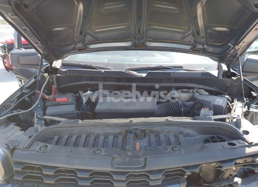 Photo 10 of 2019 Chevrolet Silverado 1500 CUSTOM (VIN 1GCPWBEF3KZ231916)