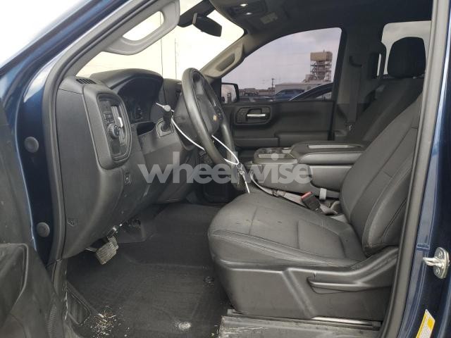 Photo 4 of 2020 CHEVROLET SILVERADO C1500 CUSTOM (VIN 1GCPWBEH2LZ345988)