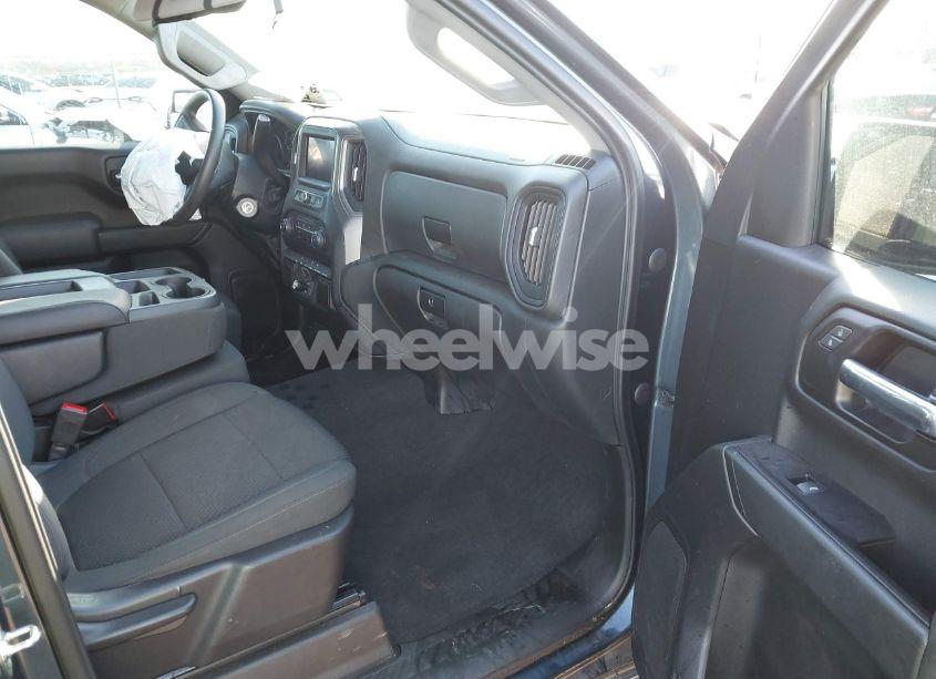 Photo 5 of 2020 Chevrolet Silverado 1500 2WD SHORT BED CUSTOM (VIN 1GCPWBEH4LZ351887)
