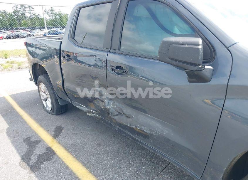 Photo 6 of 2021 Chevrolet Silverado C1500 CUSTOM (VIN 1GCPWBEK2MZ242597)