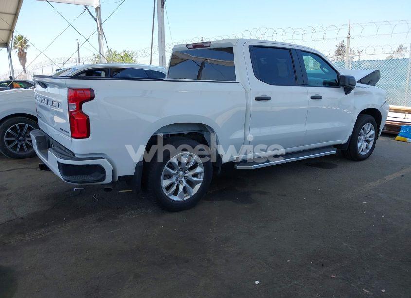 Photo 4 of 2021 Chevrolet Silverado 1500 2WD SHORT BED CUSTOM (VIN 1GCPWBEK9MZ218801)